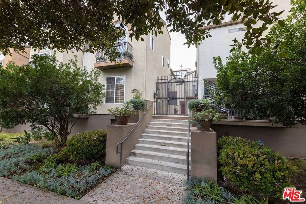 Photo of 7301 W Manchester Avenue #106, Los Angeles, CA 90045 (MLS # 26670055)