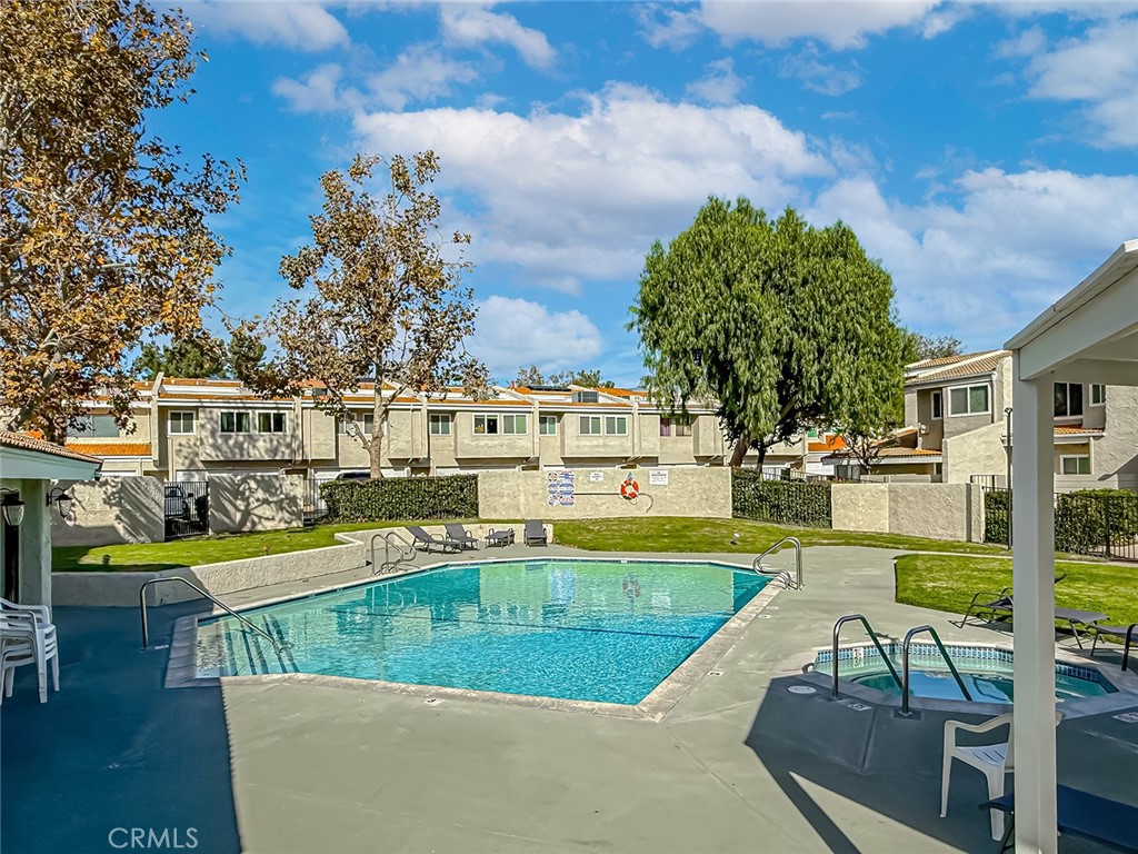 Stonegate Villas ATT (233) - Residential