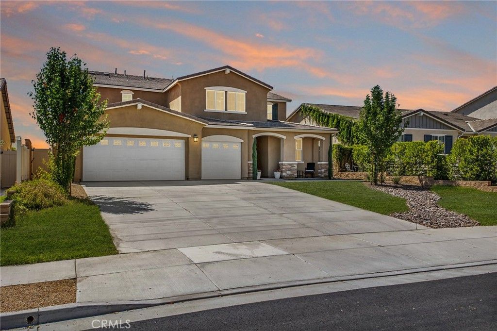 Photo of 36111 Owens Drive, Winchester, CA 92596 (MLS # SW25203195)