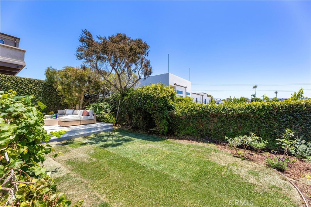 1136 8th Street