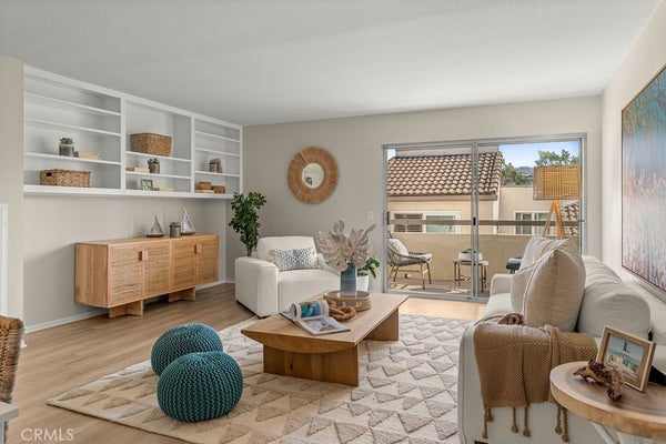 5920 S PACIFIC COAST HWY APT 30, REDONDO BEACH, CA 90277 - Image a6d0b00a5912b4a181797dd76d666724/3953611955