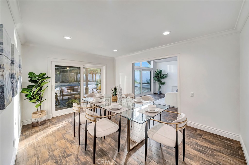 23216 Park Esperanza