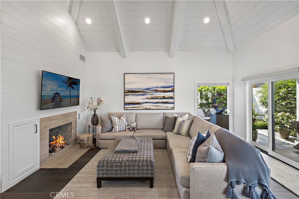 Gardens (Inland of PCH) (NSI) - Residential