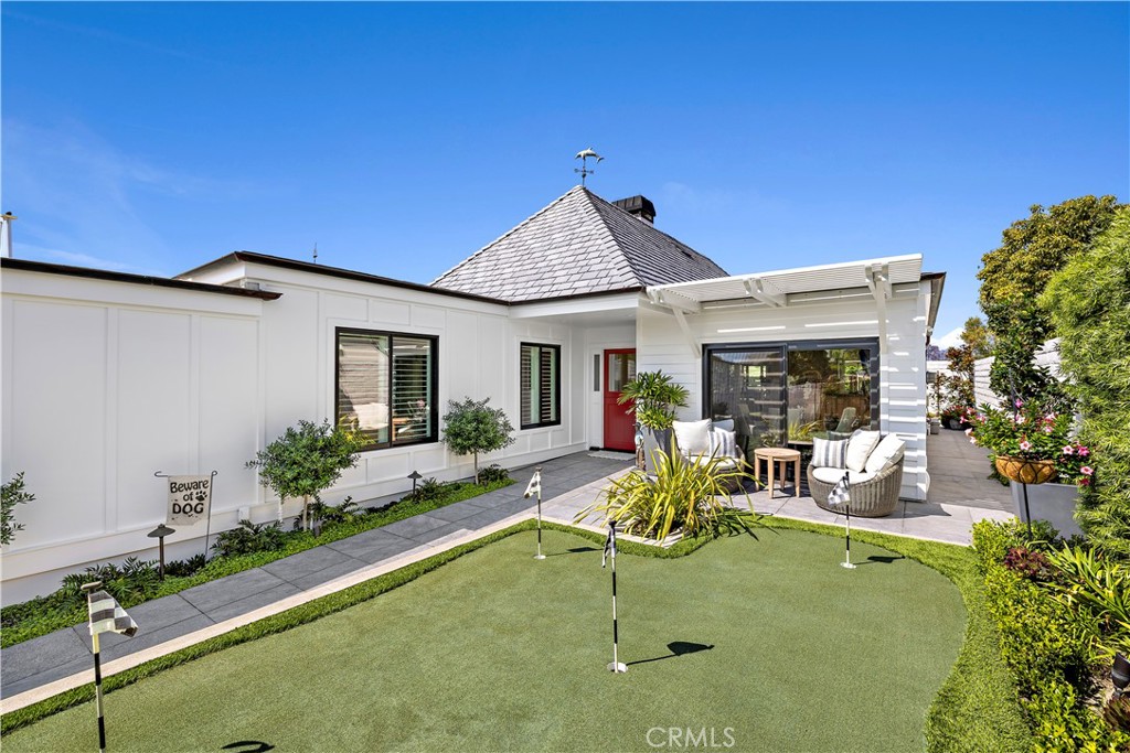 Gardens (Inland of PCH) (NSI) - Residential