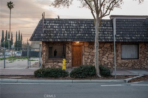 Photo of 5506 Mission Blvd, Riverside, CA 92509 (MLS # IV25280730)