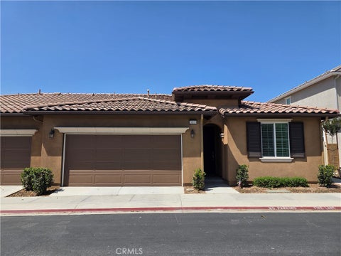 Photo of 24115 Hillcrest Dr, Corona, CA 92883 (MLS # IG26193203)