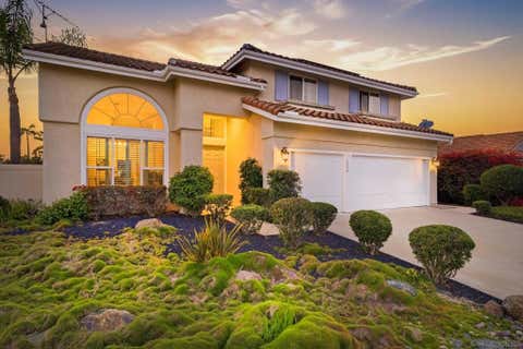 Photo of 5054 Avenida De La Plata, Oceanside, CA 92057 (MLS # 260019294SD)