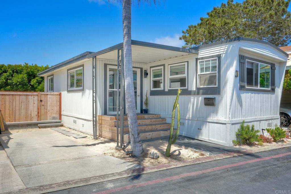 699 N Vulcan Avenue 6