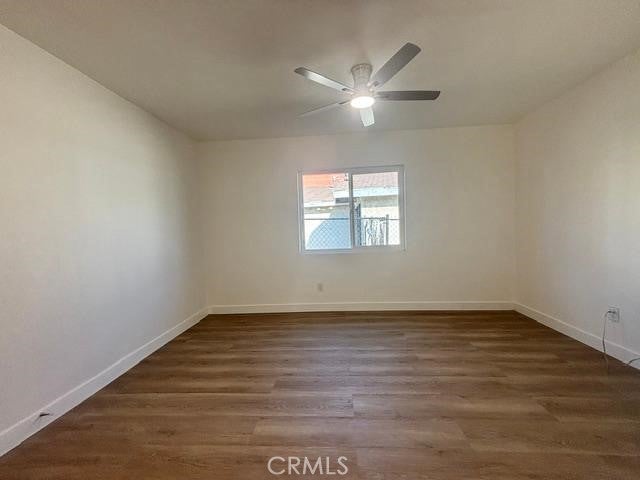 2214 E 111th