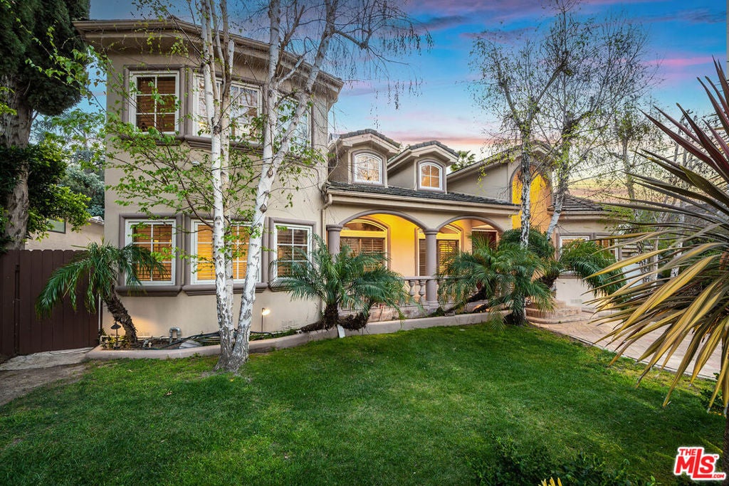 Photo of 4063 Benedict Canyon Drive, Sherman Oaks, CA 91423 (MLS # 26855913)