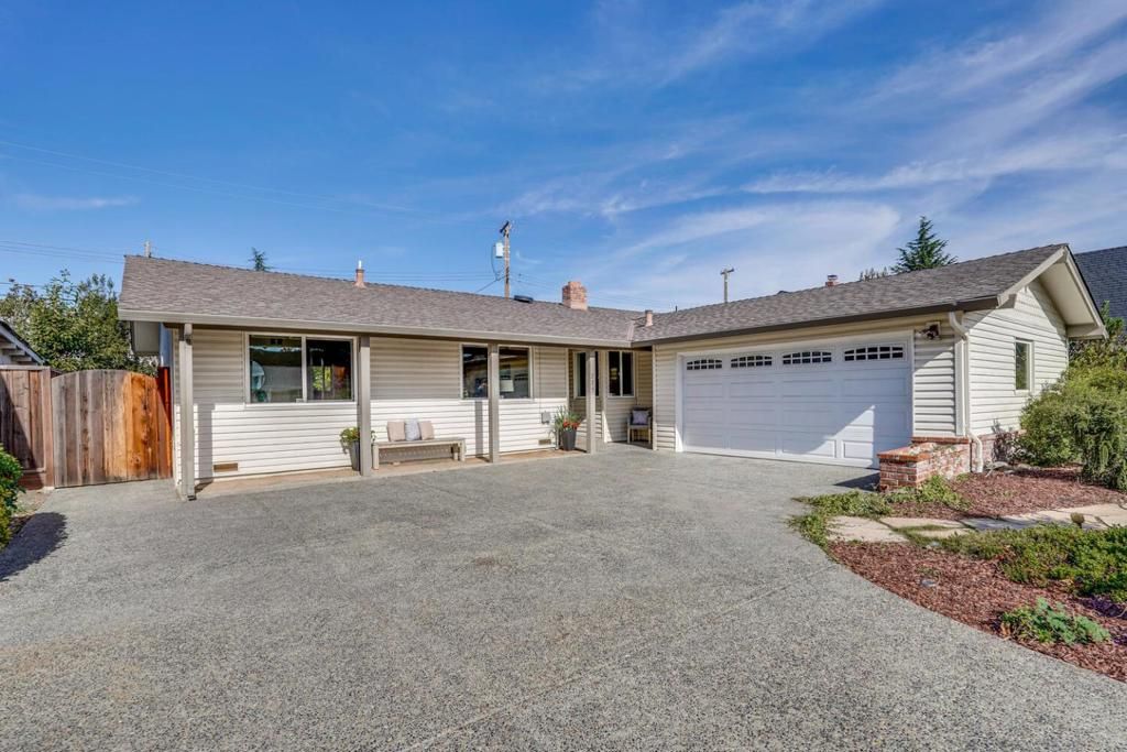 Photo of 775 Fairlane Avenue, Santa Clara, CA 95051 (MLS # ML82026245)