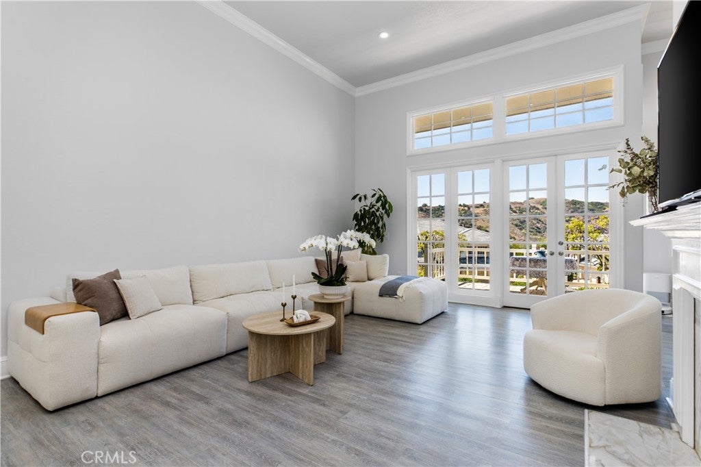2254 The Terrace