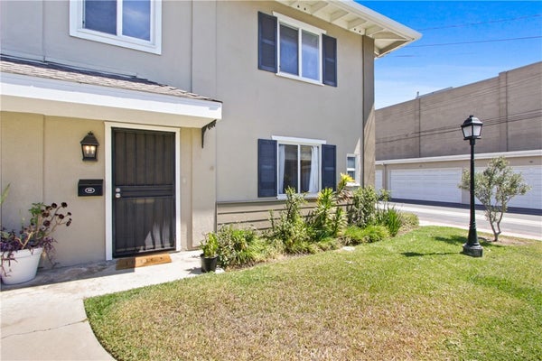 1741 TUSTIN AVE # 16, COSTA MESA, CA 92627 - Image a6de2ca34e94ee09e4fa521648bcc879/1157630072