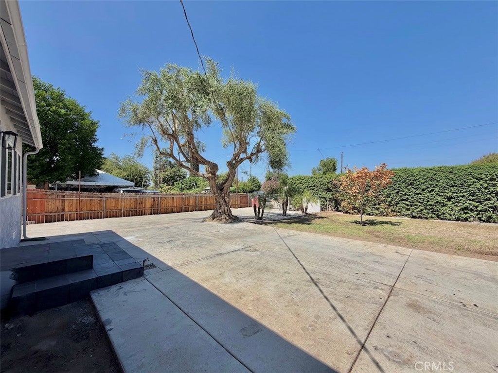 1695 Gould