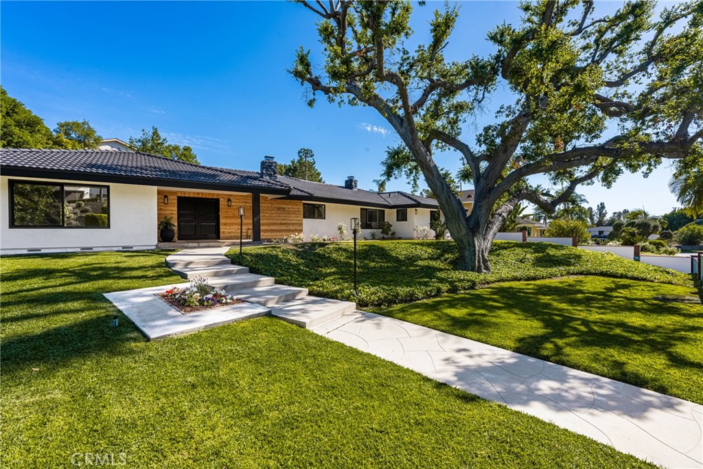 15776 Arbela Drive
