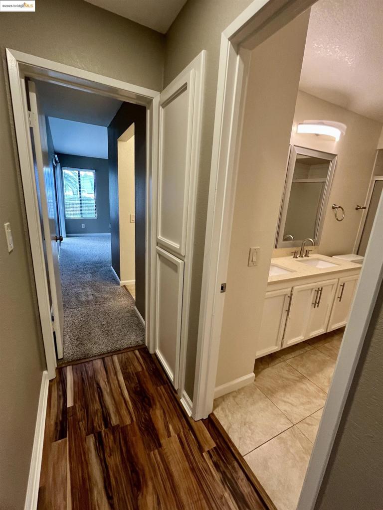 DISCOV BAY - Residential Lease