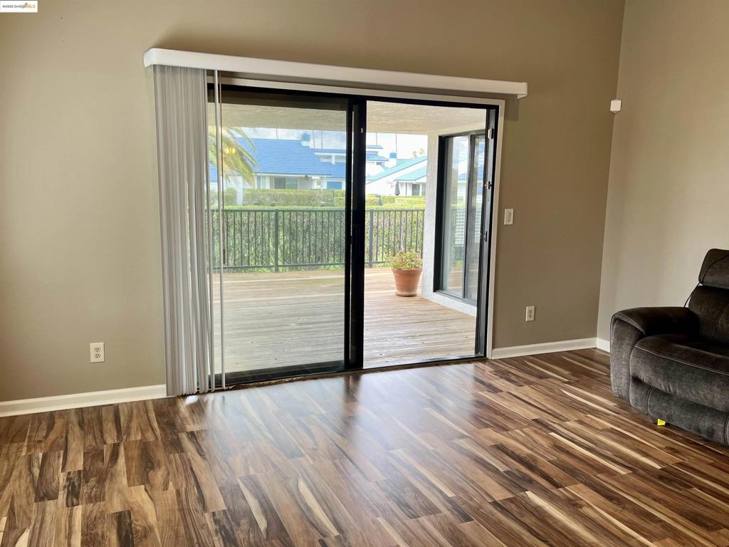 DISCOV BAY - Residential Lease