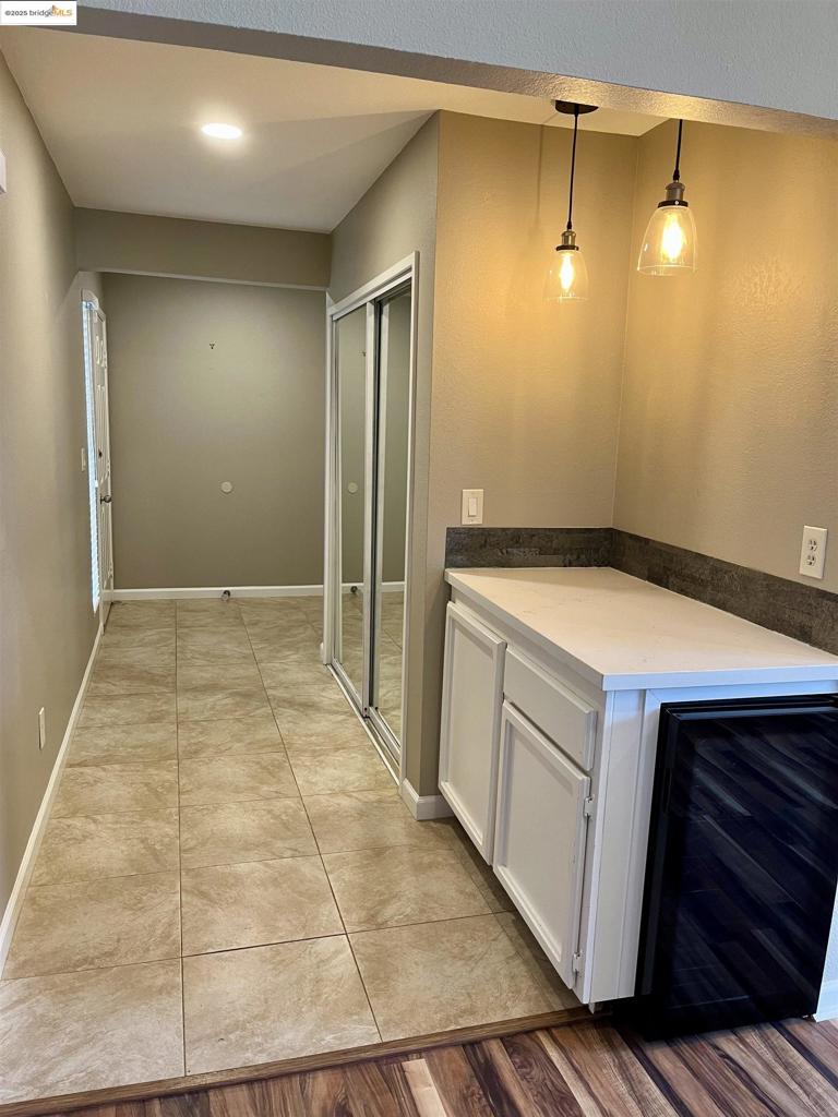 DISCOV BAY - Residential Lease