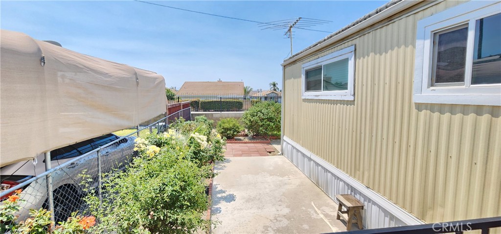 3825 Crestmore Road 321