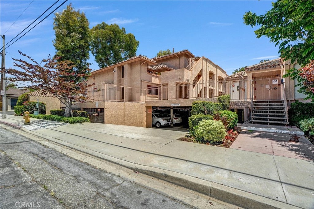4121 Hathaway # 2 Ave