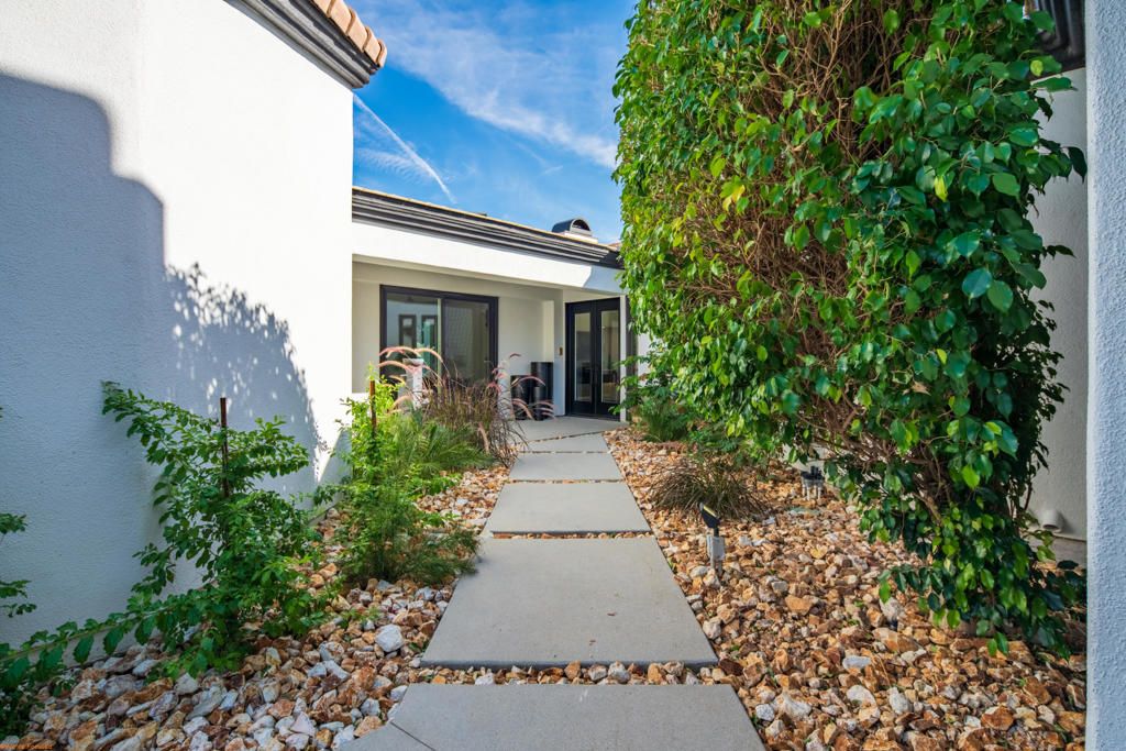 Photo of 47320 ViA Koron, La Quinta, CA 92253 (MLS # 219141503DA)