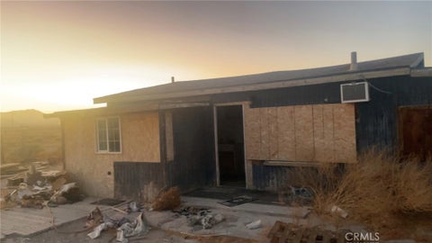 Photo of 15220 Wolf Haven Rd, Lucerne Valley, CA 92356 (MLS # IV26164833)