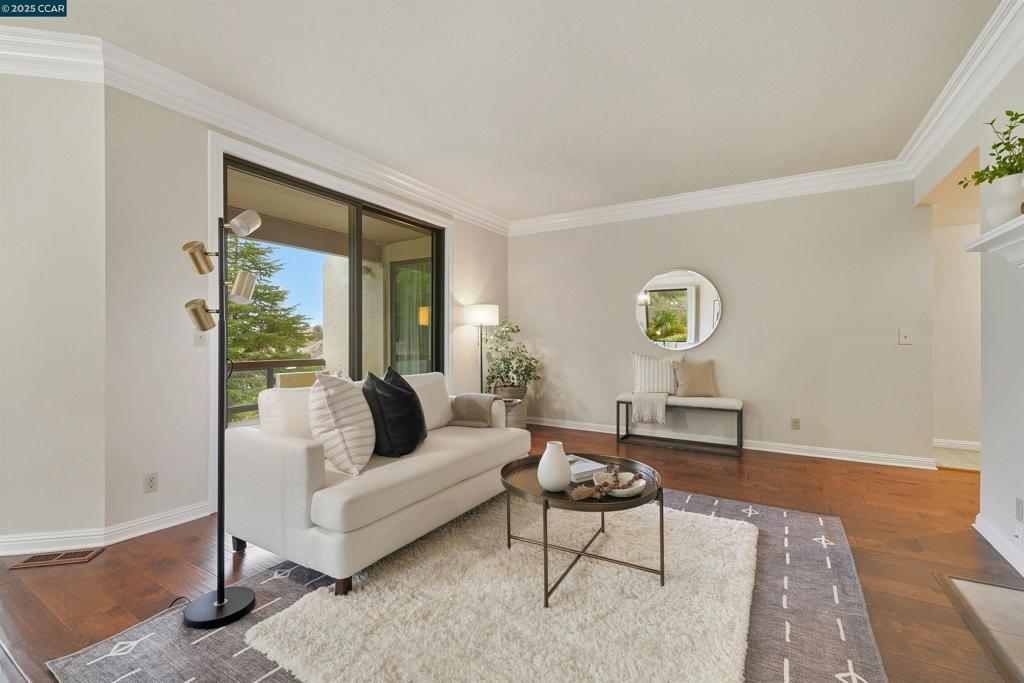 ROSSMOOR - Residential