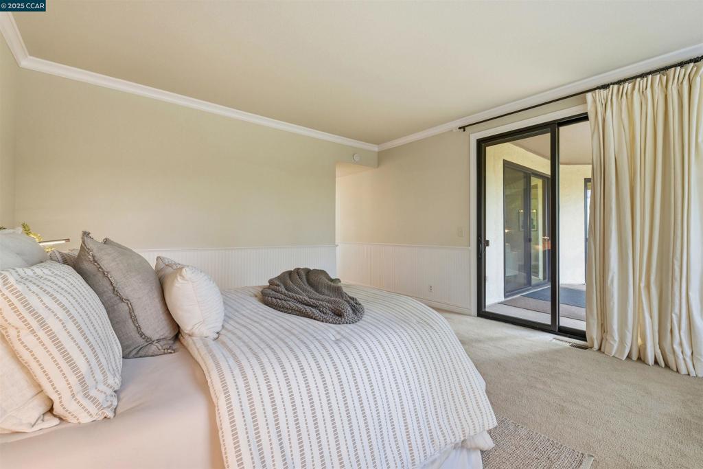 ROSSMOOR - Residential