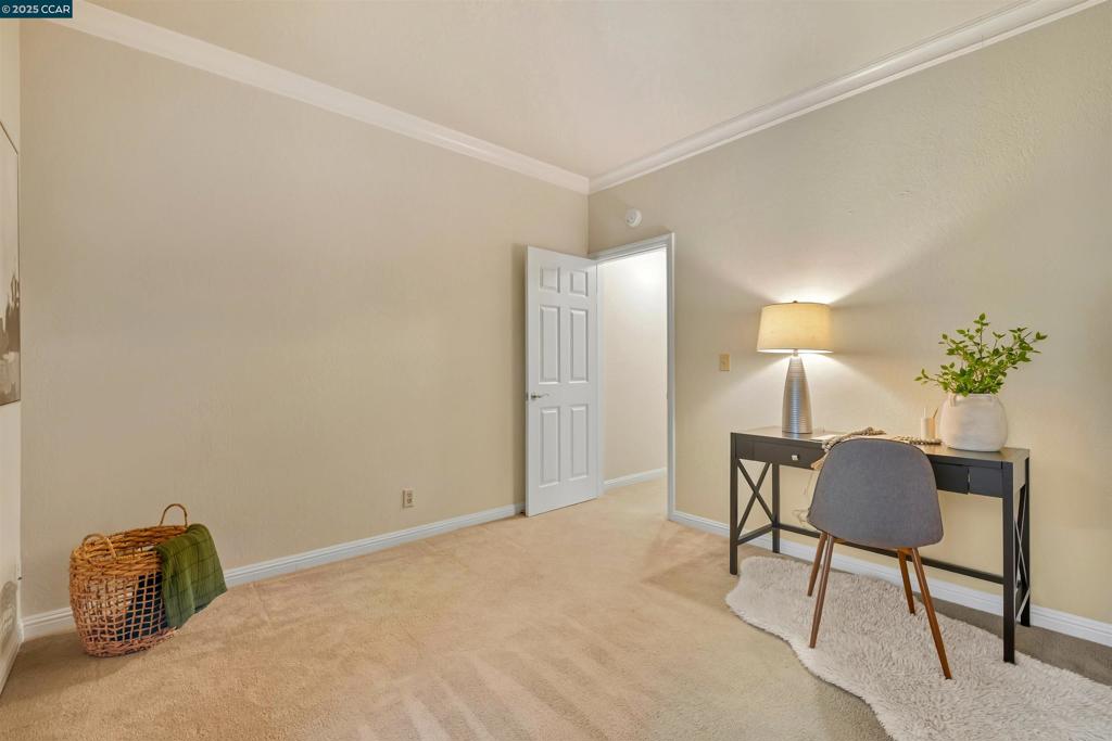 ROSSMOOR - Residential