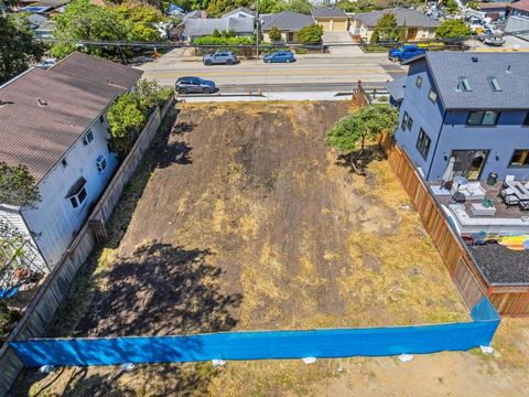 Photo of 32343238 N Main Street, Soquel, CA 95073 (MLS # ML82044070)