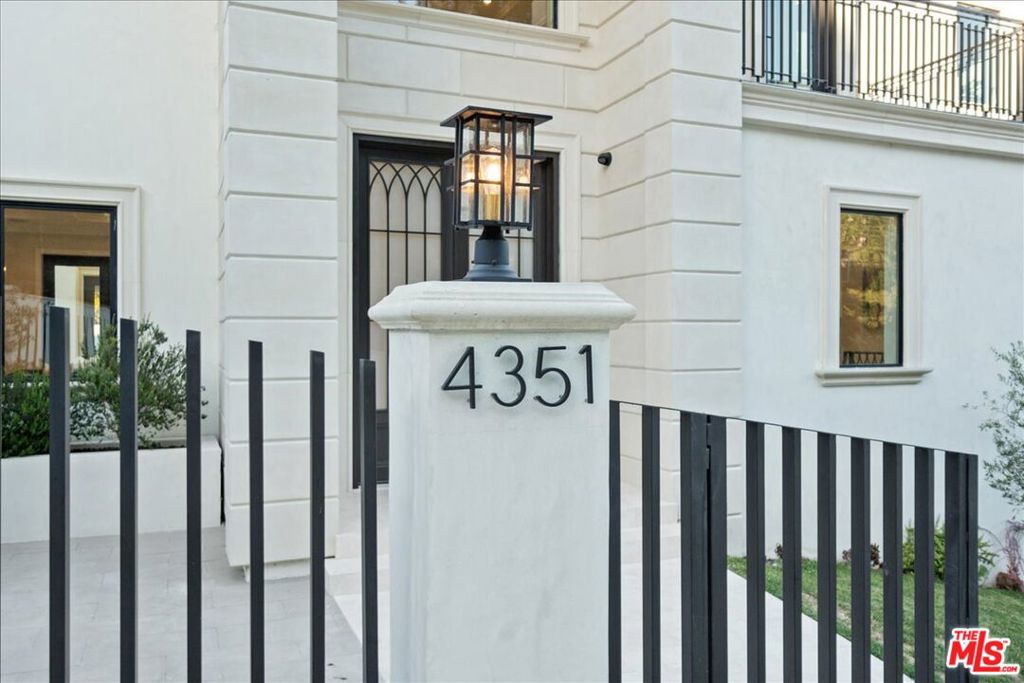 Properties 1 4351 Vanalden Avenue