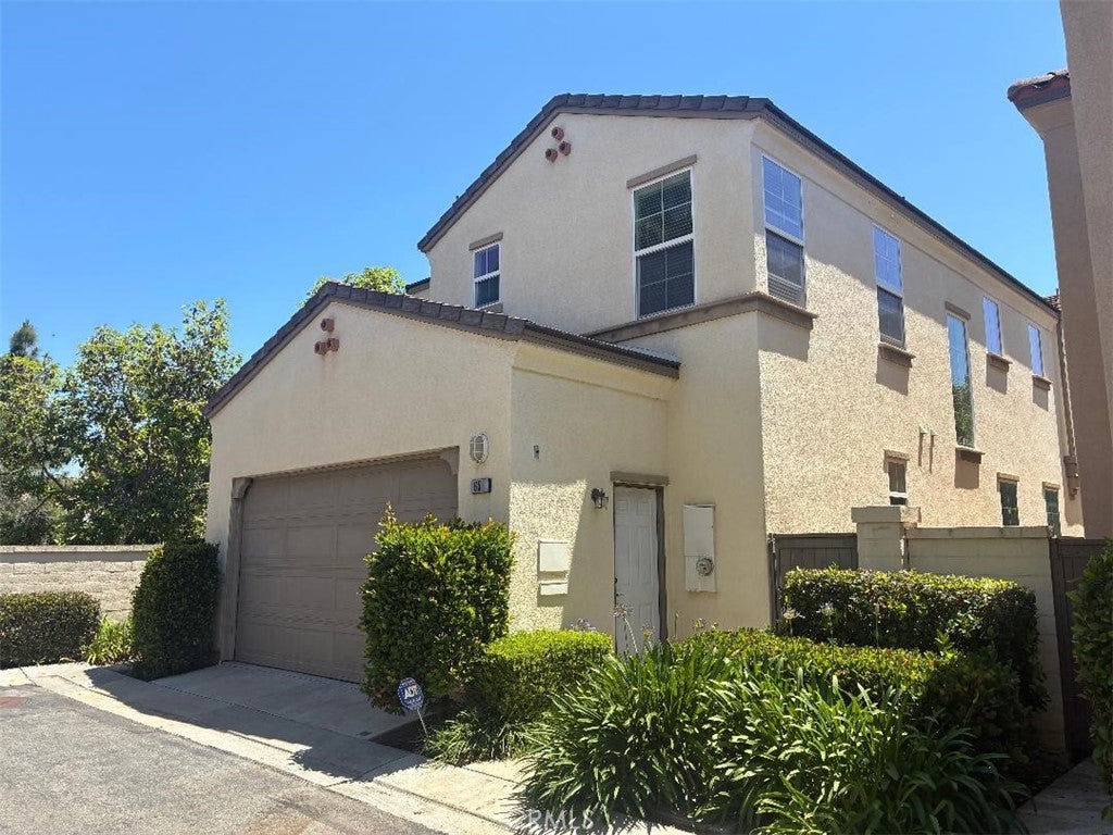 65 Figtree, Irvine CA 92603