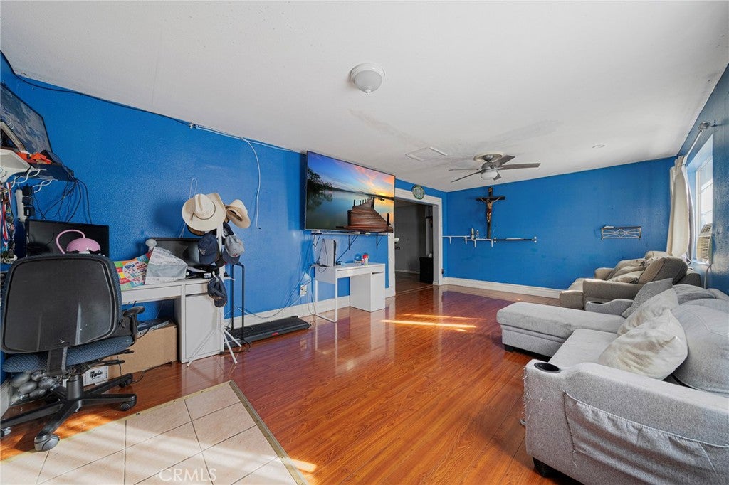3314 W Chestnut