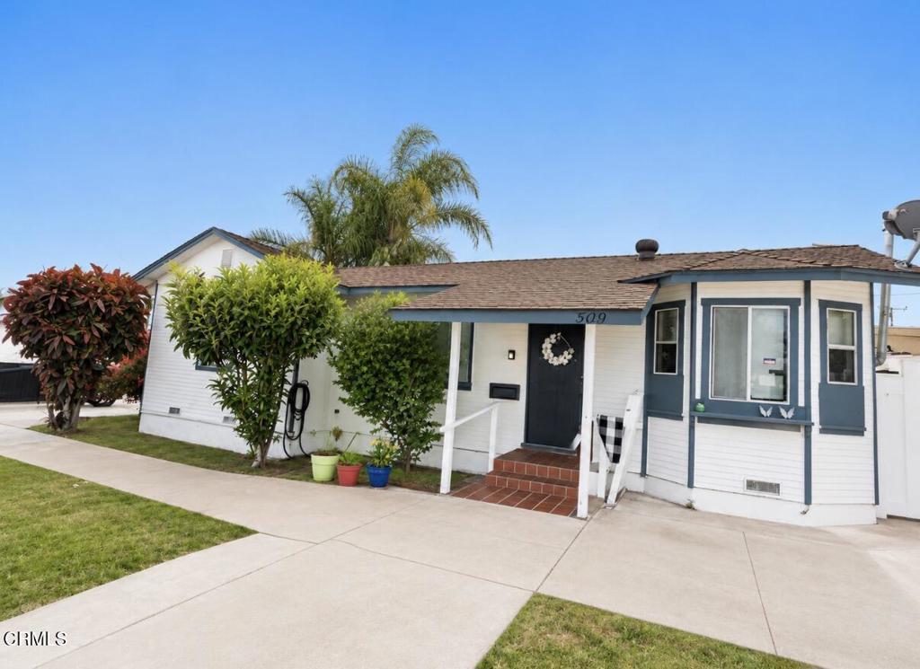 Photo 1 of 4 — 509 E Date Street, Oxnard, CA 93033