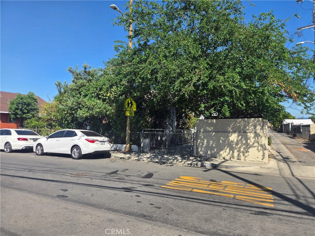 7500 Crockett BLVD