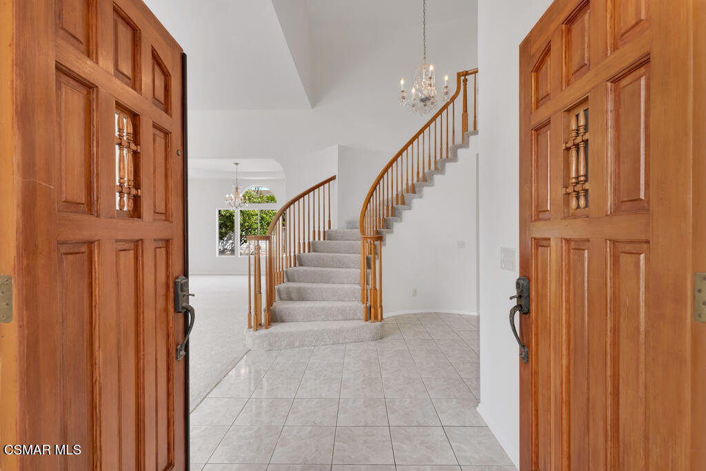 738 Chantry Circle