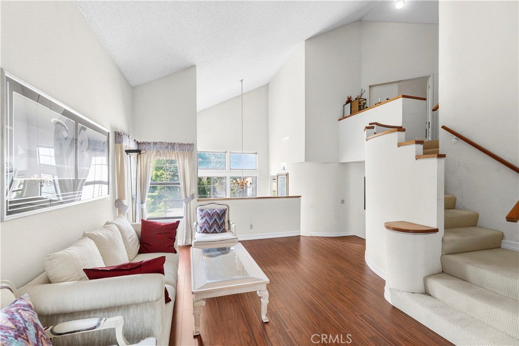 10133 Saddlehill