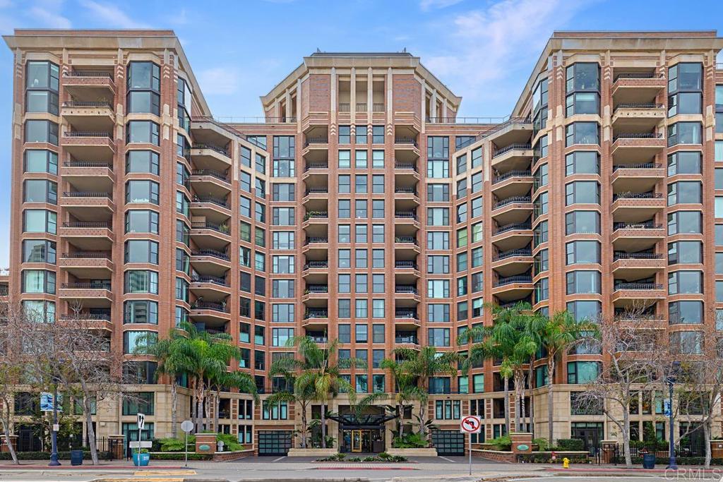 500 W Harbor Drive 716