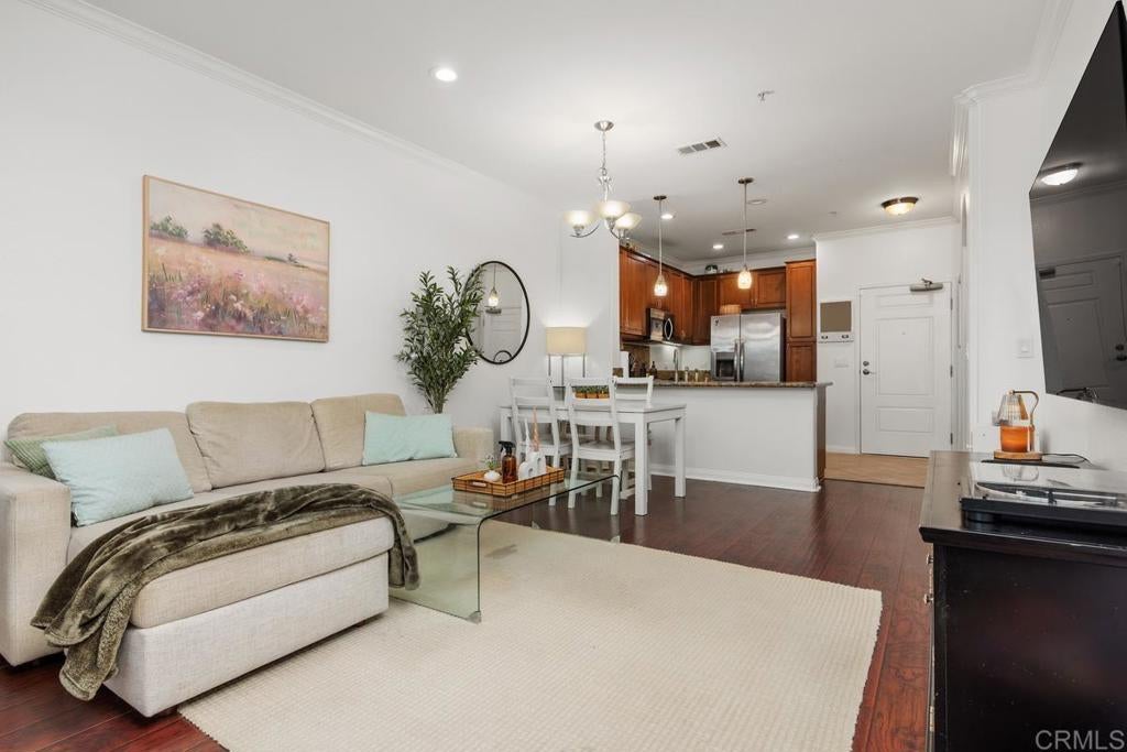 3887 Pell Place