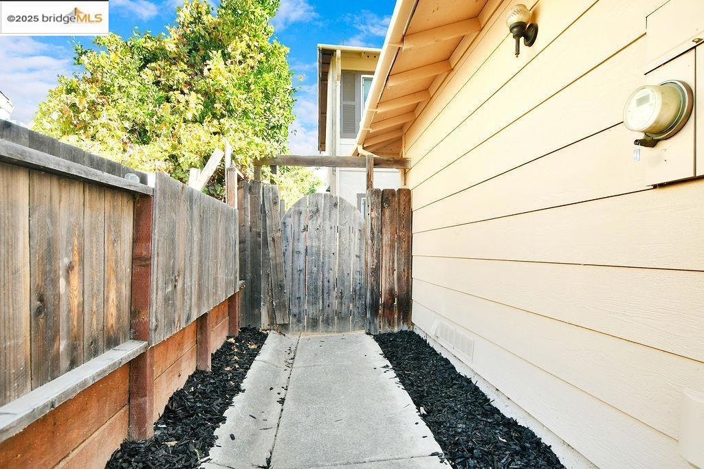 1714 Magnolia Way