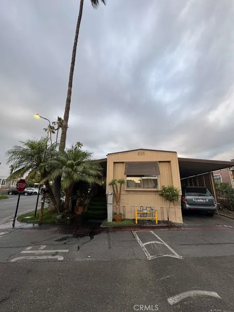 310 E Philadelphia Street, Ontario, CA 91761 - MLS#: CV26089656
