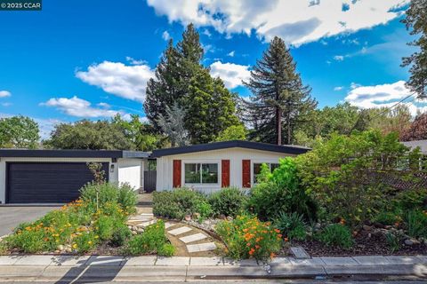 Photo of 3397 Orchard Valley Ln, Lafayette, CA 94549 (MLS # 41108102) Photo of 3397 Orchard Valley Ln, Lafayette, CA 94549 (MLS # 41108102)