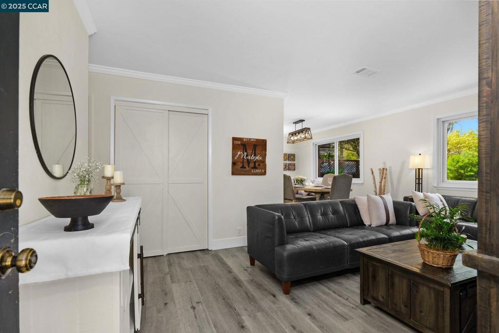 TRAILS AREA - Residential