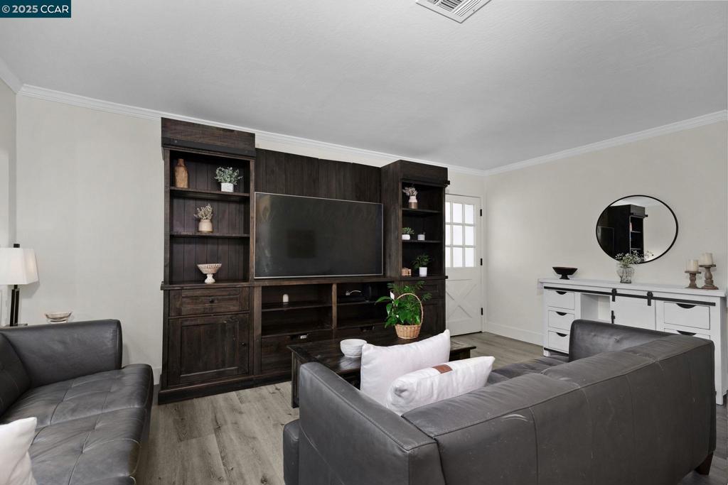 TRAILS AREA - Residential