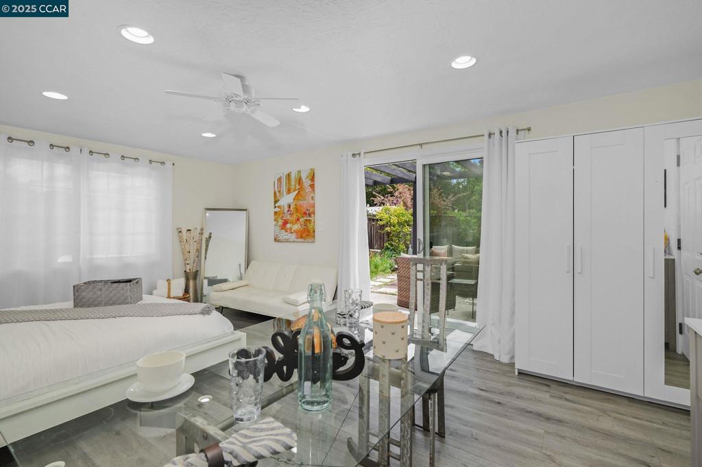 TRAILS AREA - Residential