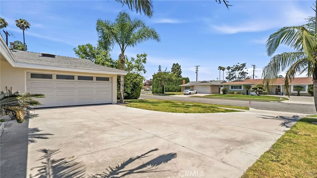 6022 Santa Barbara