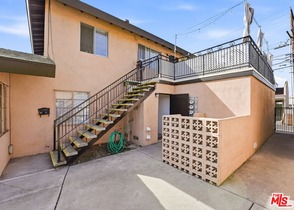 315 S Kroeger Street