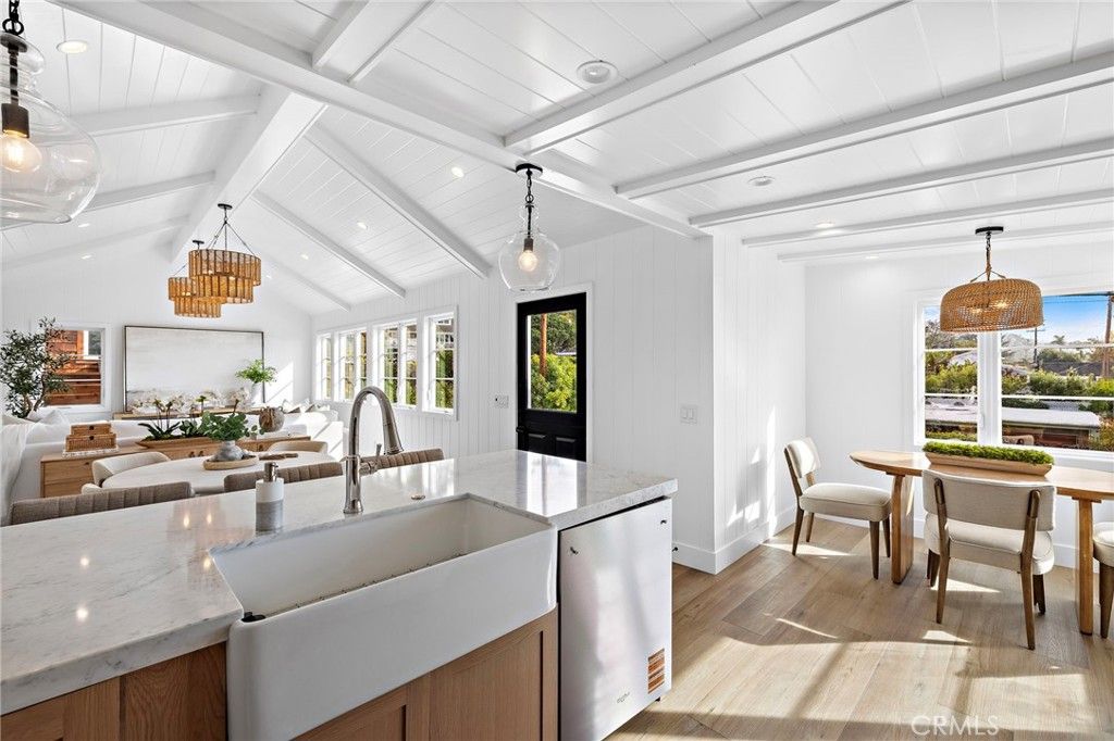 Photo of 684 Seaview St, Laguna Beach, CA 92651 (MLS # LG25278863)