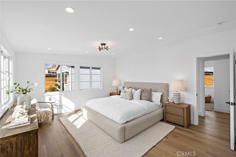 Tiny photo for 684 Seaview St, Laguna Beach, CA 92651 (MLS # LG25278863)