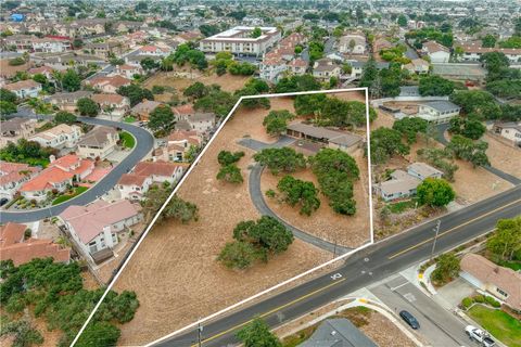 Tiny photo for 910 N 12th Street, Grover Beach, CA 93433 (MLS # PI26028246)